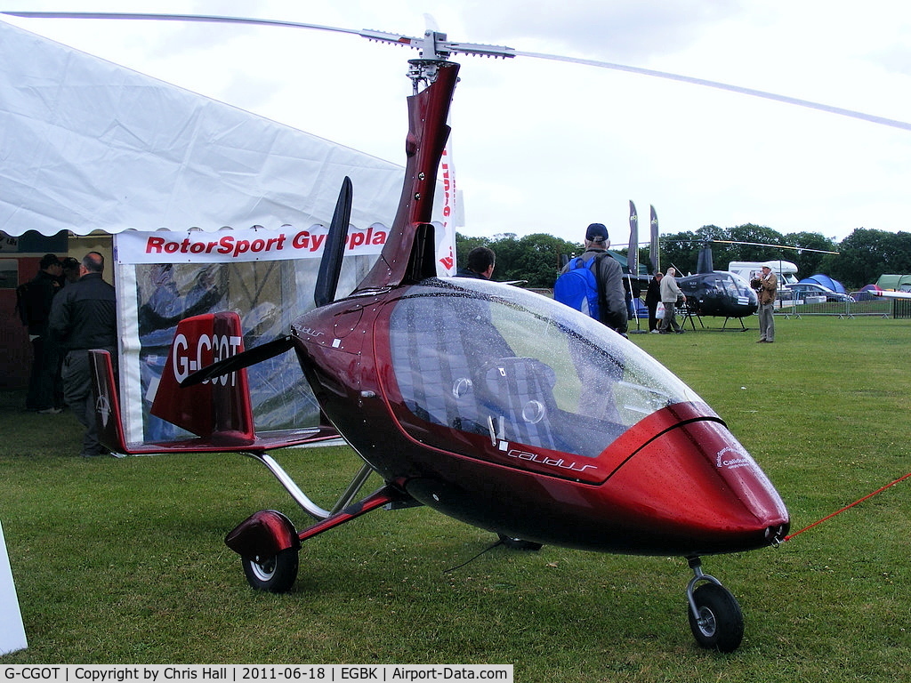 G-CGOT, 2010 Rotorsport UK Calidus C/N RSUK/CALS/008, at AeroExpo 2011