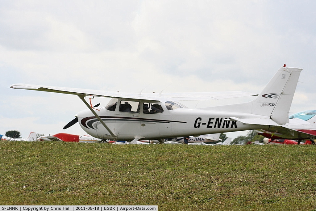G-ENNK, 2000 Cessna 172S Skyhawk SP C/N 172S-8538, at AeroExpo 2011