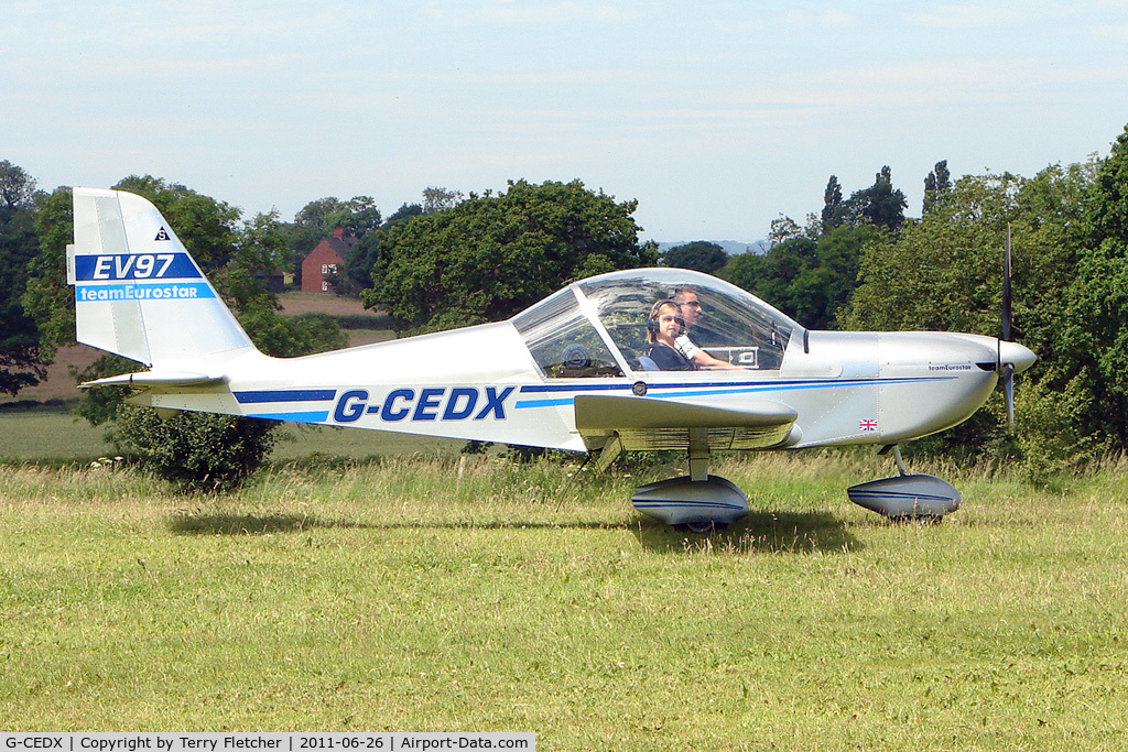 G-CEDX, 2006 Cosmik EV-97 TeamEurostar UK C/N 2827, 2006 Cosmik Aviation Ltd EV-97 TEAMEUROSTAR UK, c/n: 2827 visitor to Baxterley