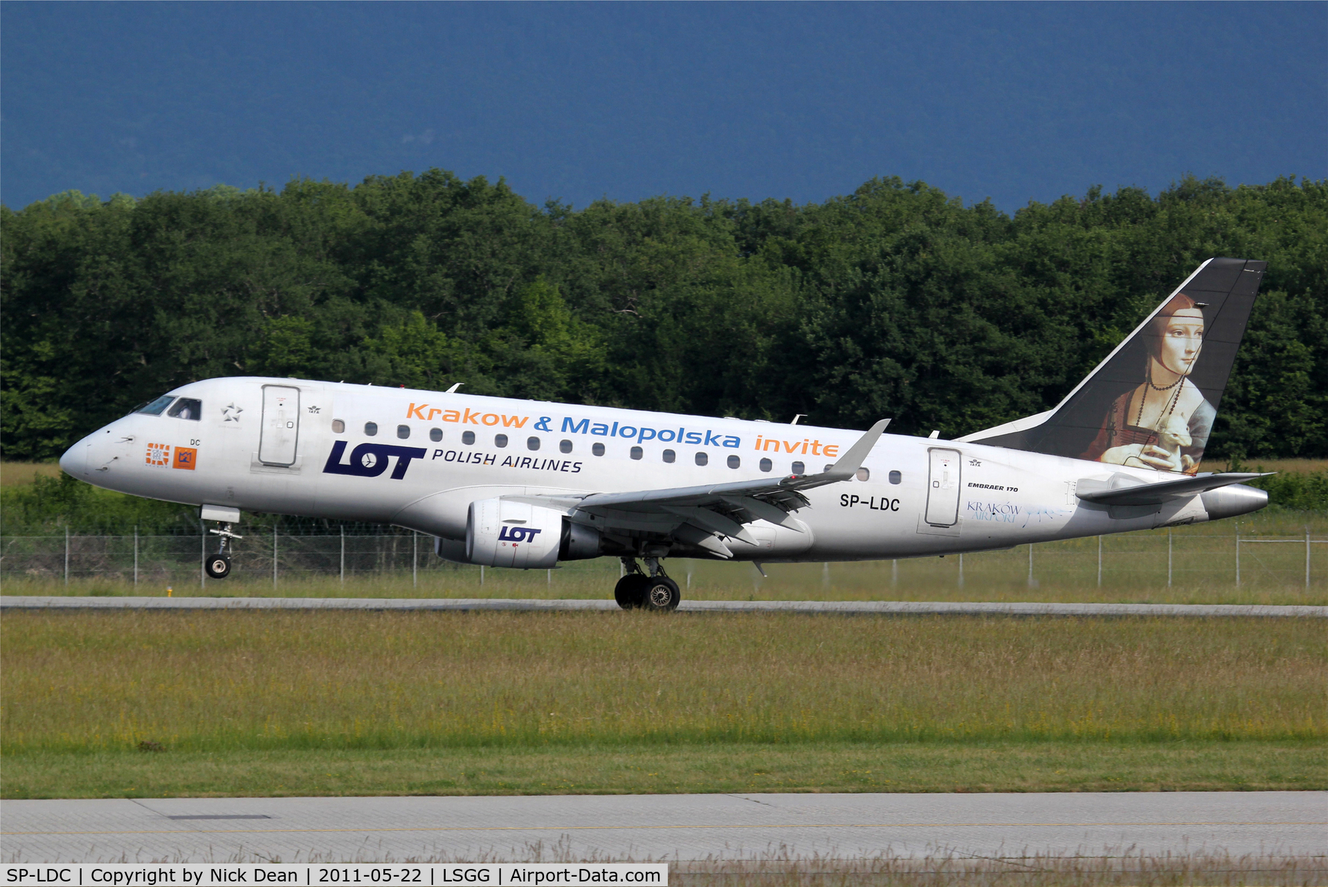 SP-LDC, 2004 Embraer 170ST (ERJ-170-100ST) C/N 17000025, LSGG/GVA
