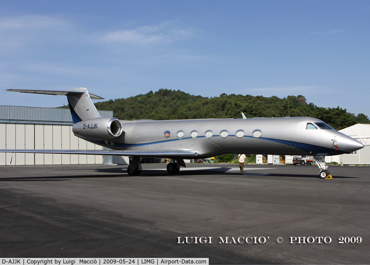 D-AJJK, 2008 Gulfstream Aerospace GV-SP (G550) C/N 5191, LIMG  -  Villanova d'Albenga  -  Italy