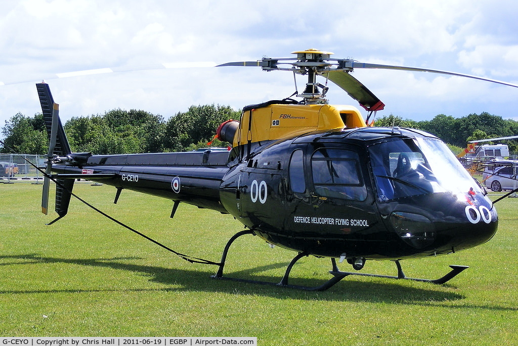 G-CEYO, 1990 Aerospatiale AS-350B2 Squirrel HT1 C/N 2312, on static display at the Cotswold Airshow