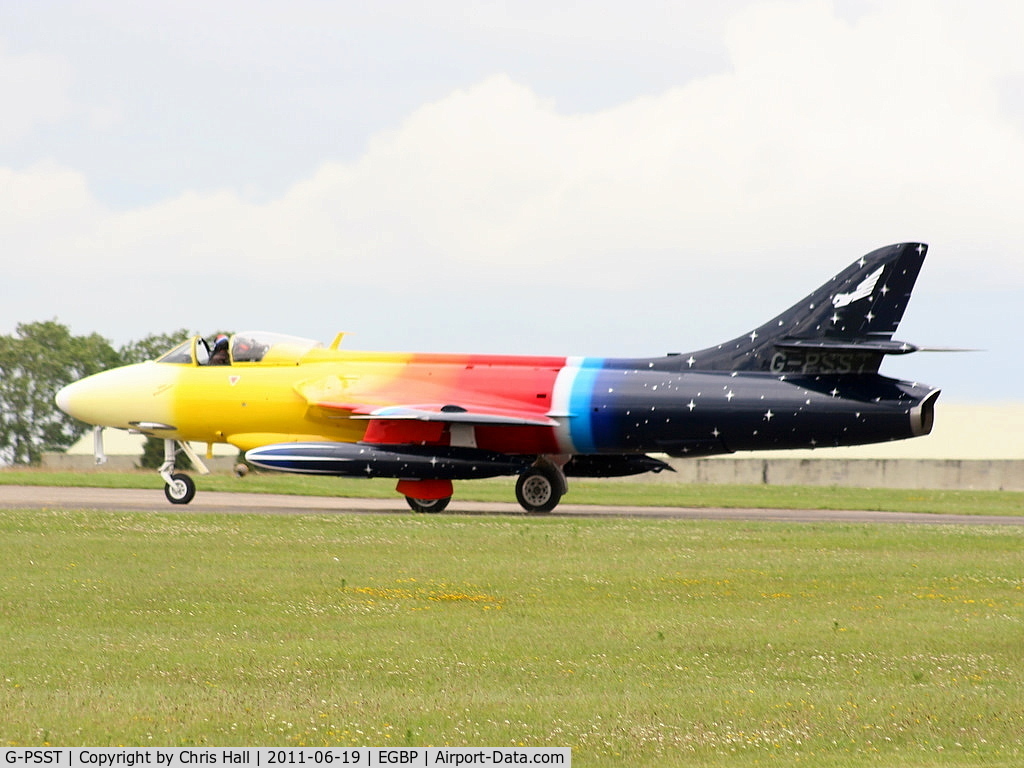 G-PSST, 1959 Hawker Hunter F.58A C/N HABL-003115, 'Miss demeamour' at the Cotswold Airshow