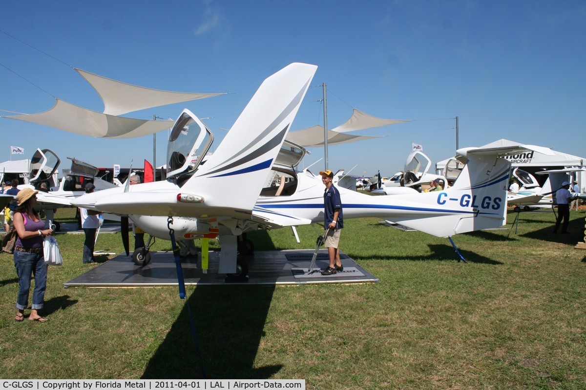 C-GLGS, 2006 Diamond DA-42 Twin Star C/N 42.090, DA-42