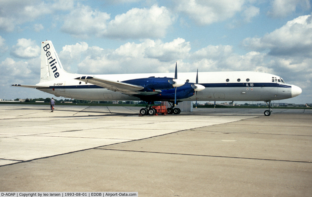 D-AOAP, 1965 Ilyushin IL-18V C/N 185008404, Berlin Schoenefeld 13.8.93ex DDR-STI del.EGAR/Interflug nov.65