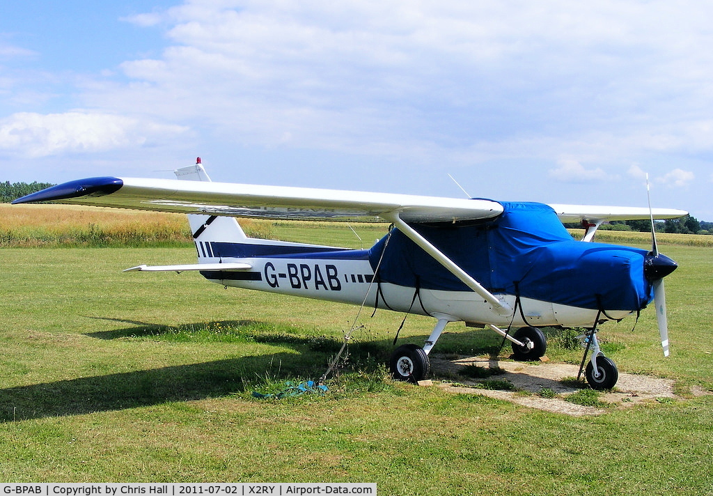 G-BPAB, 1975 Cessna 150M C/N 150-77244, resident at Rayne Hall Farm