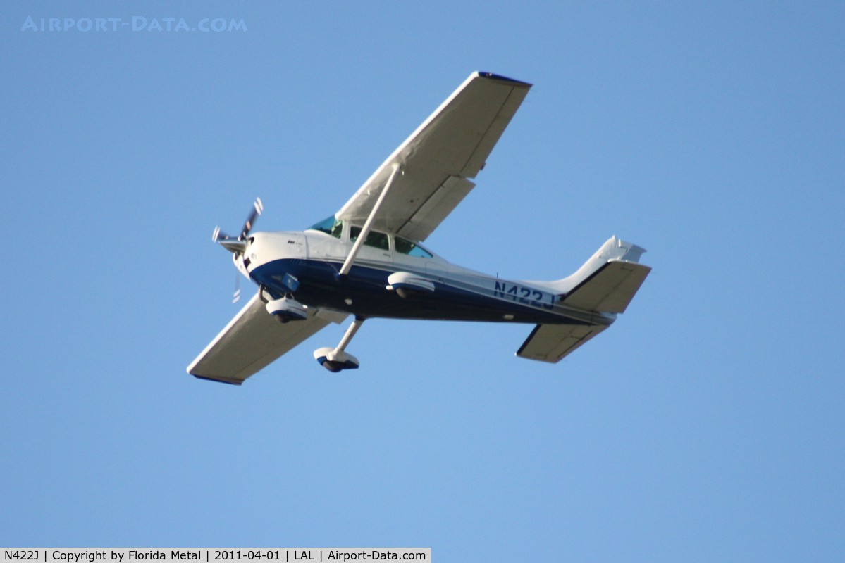 N422J, 1977 Cessna 182Q Skylane C/N 18266172, Cessna 182Q