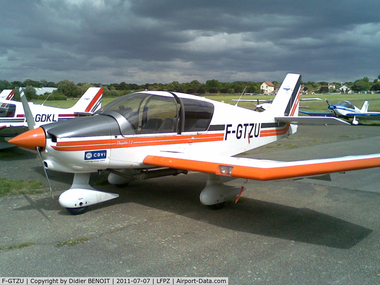 F-GTZU, Robin DR-400-120 Dauphin 2+2 C/N 2486, DR400-120