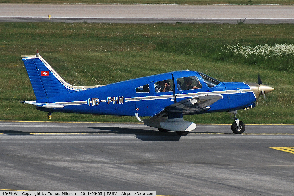 HB-PHW, Piper PA-28-236 Dakota C/N 28-7911212, 