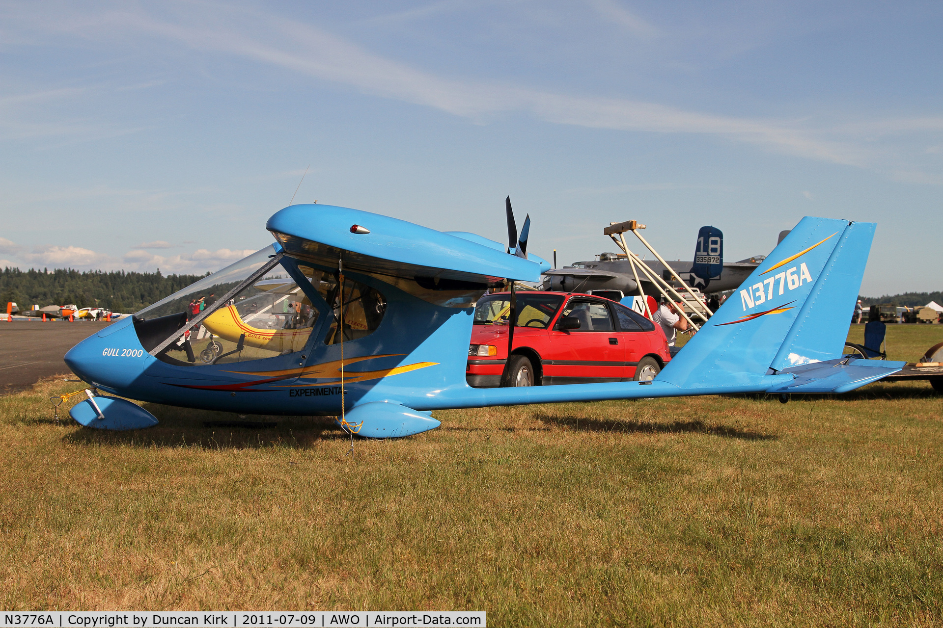 N3776A, 2000 Earthstar Gull 2000 C/N 001188, The AWO fly-in attracts many microlights