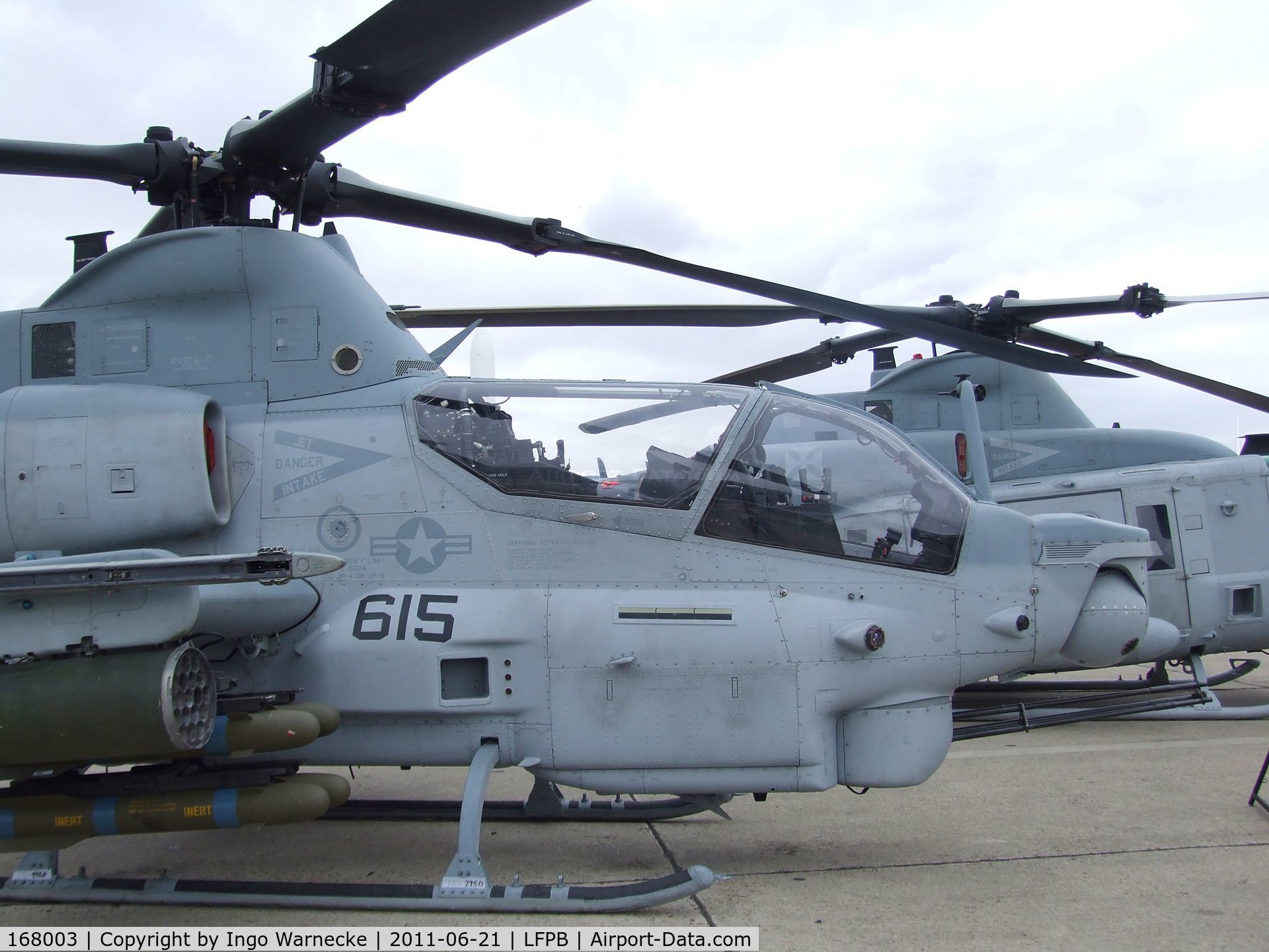 168003, Bell AH-1Z Viper C/N 59015, Bell AH-1Z Viper of the USMC at the Aerosalon 2011, Paris