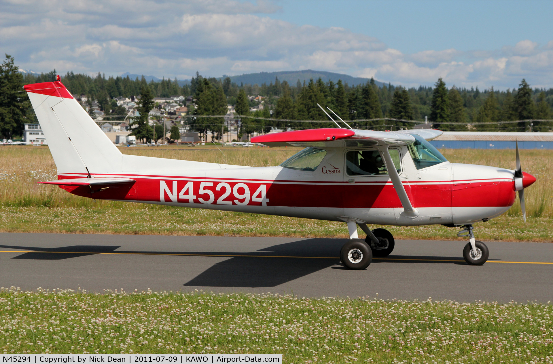 N45294, 1975 Cessna 150M C/N 15076828, KAWO/AWO
