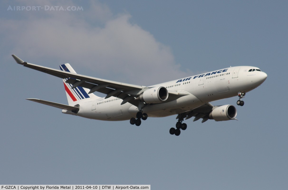 F-GZCA, 2001 Airbus A330-203 C/N 422, Air France A330