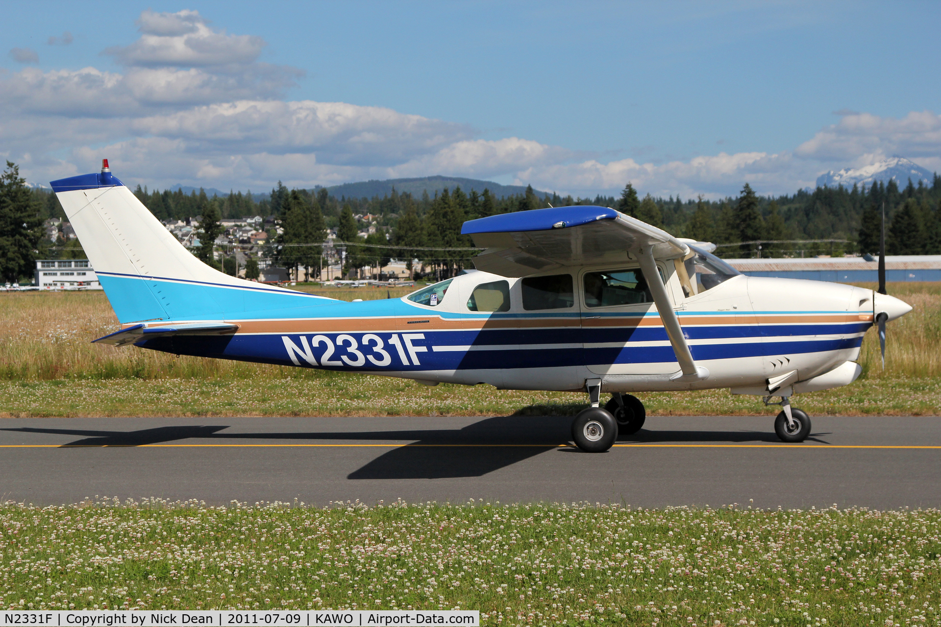 N2331F, 1964 Cessna 210E Centurion C/N 21058531, KAWO/AWO