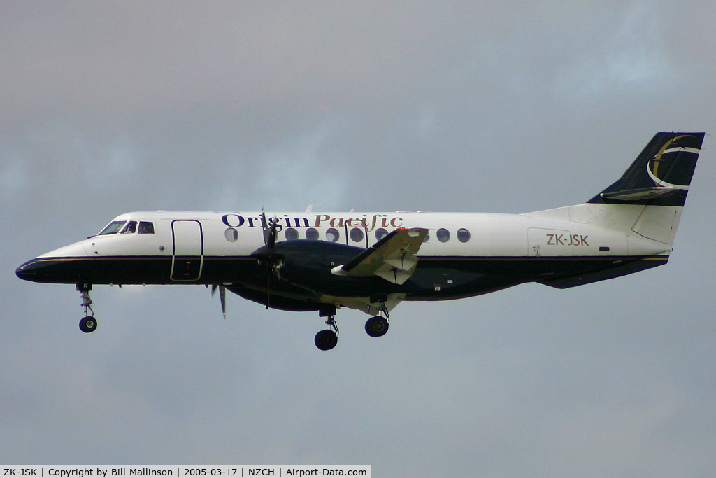 ZK-JSK, 1994 British Aerospace Jetstream 41 C/N 41049, finals to 02