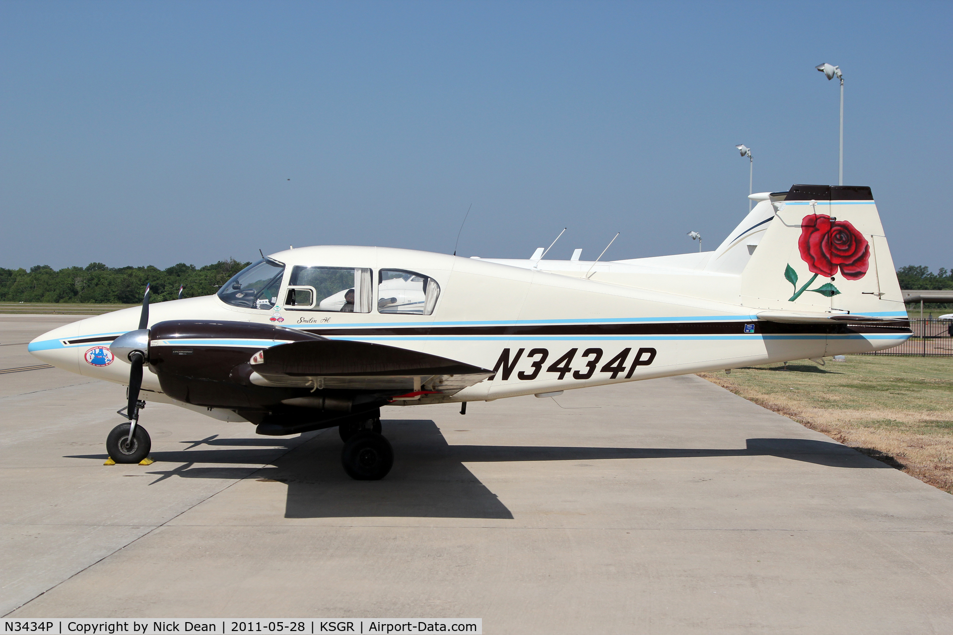 N3434P, 1958 Piper PA-23 C/N 23-1401, KSGR/SGR