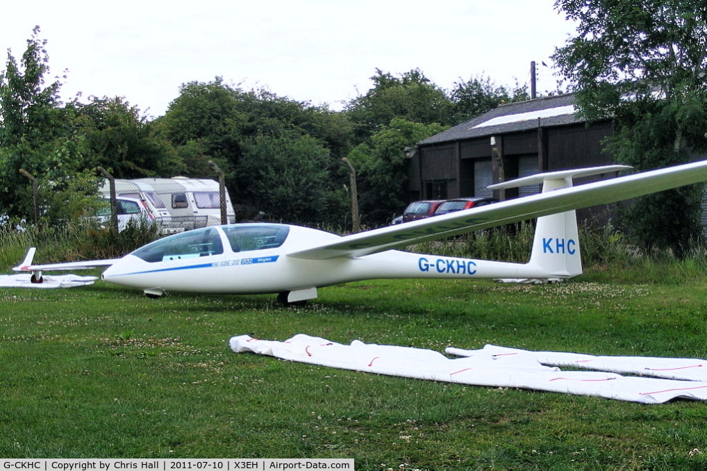 G-CKHC, 1997 Elan DG-505/20 C/N 5E178W11, Shenington Gliding Club