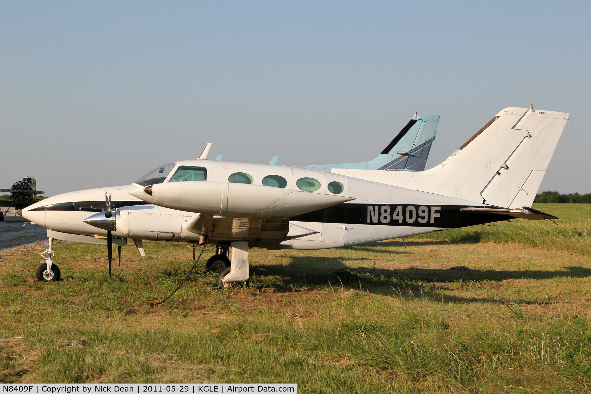 N8409F, 1968 Cessna 401 C/N 401-0257, KGLE/GLE