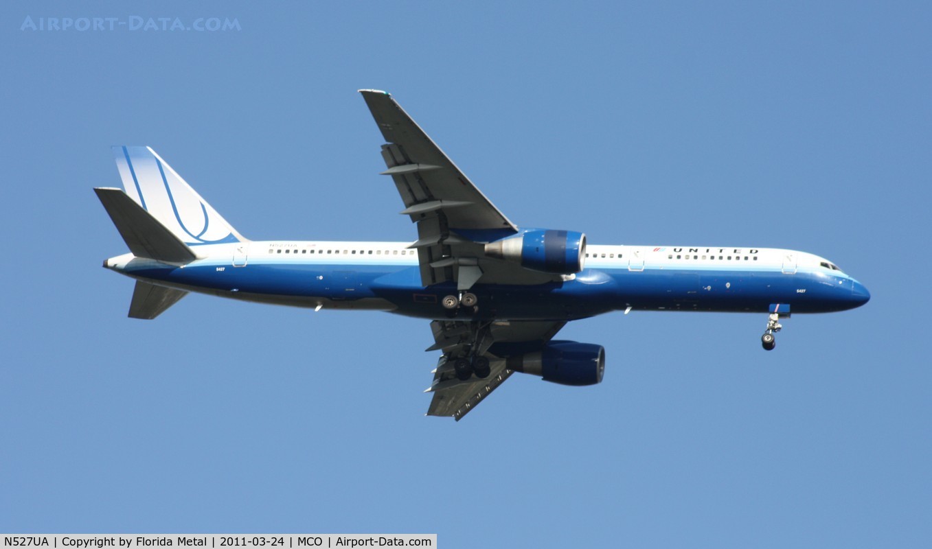 N527UA, 1991 Boeing 757-222F C/N 24995, United 757
