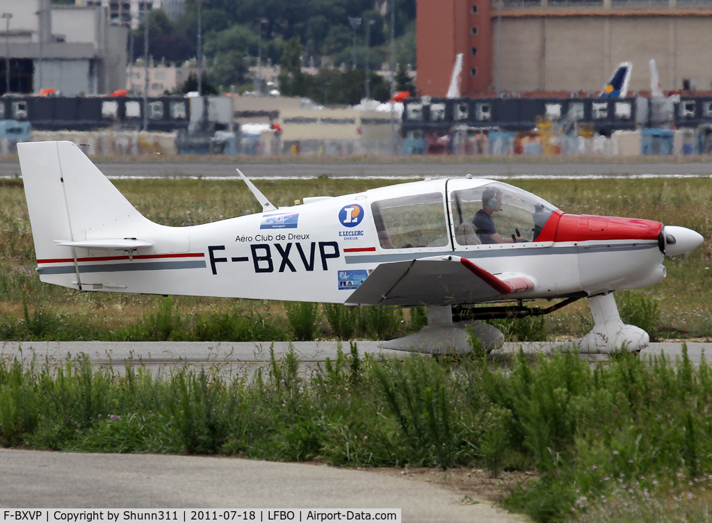 F-BXVP, Robin DR-400-120 Petit Prince C/N 1104, Taxiing to the General Aviation area... Participant of the Young French Pilot Tour 2011