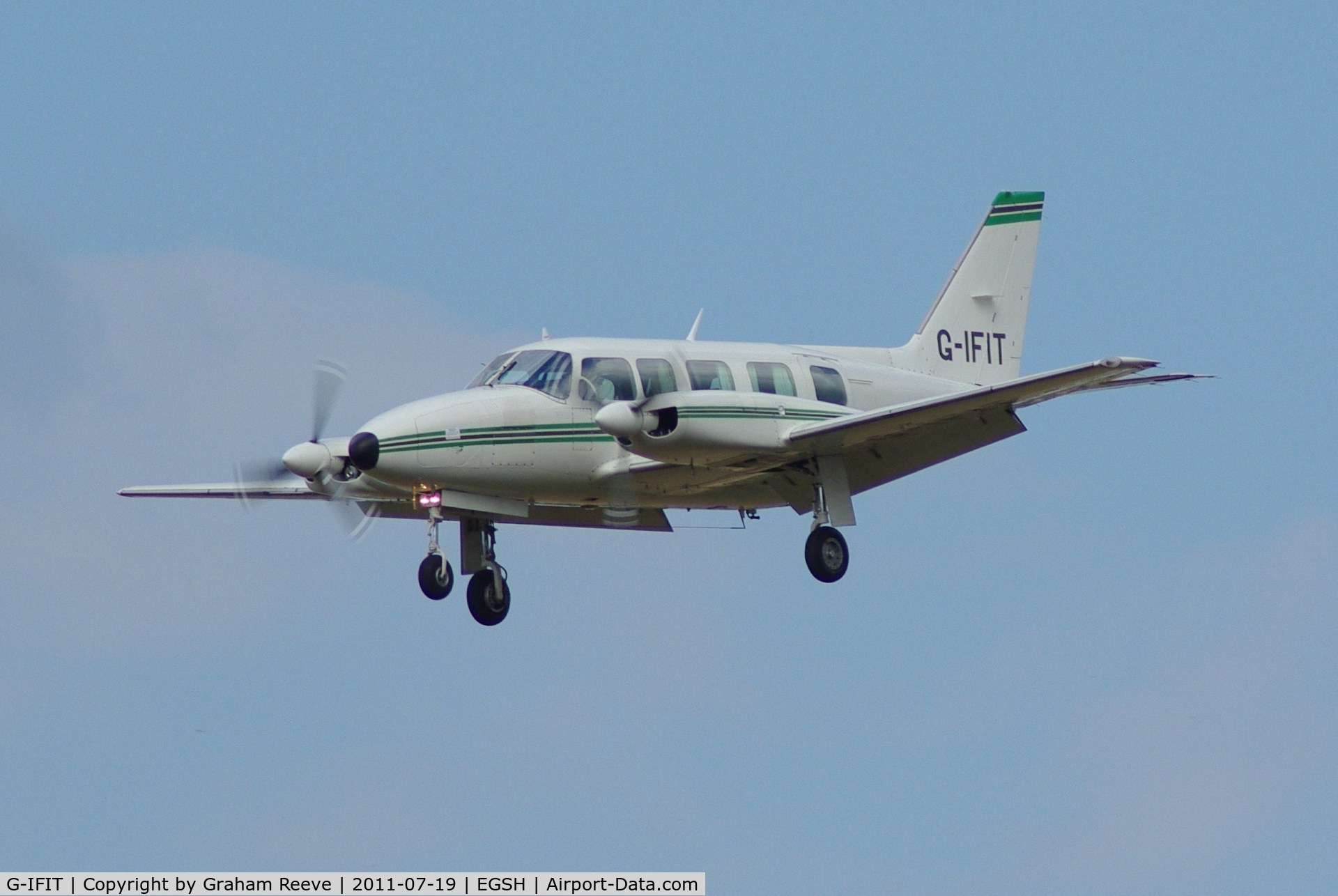 G-IFIT, 1980 Piper PA-31-350 Chieftain C/N 31-8052078, About to land.