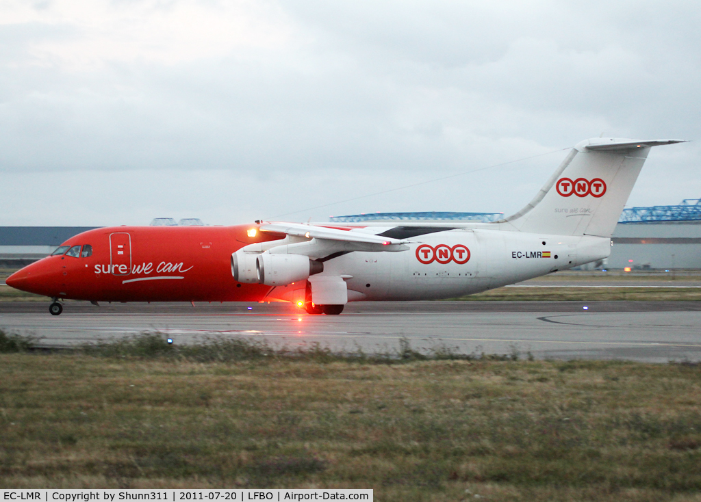 EC-LMR, 1989 British Aerospace BAe.146-300 C/N E3151, Taxiing to the Cargo area...