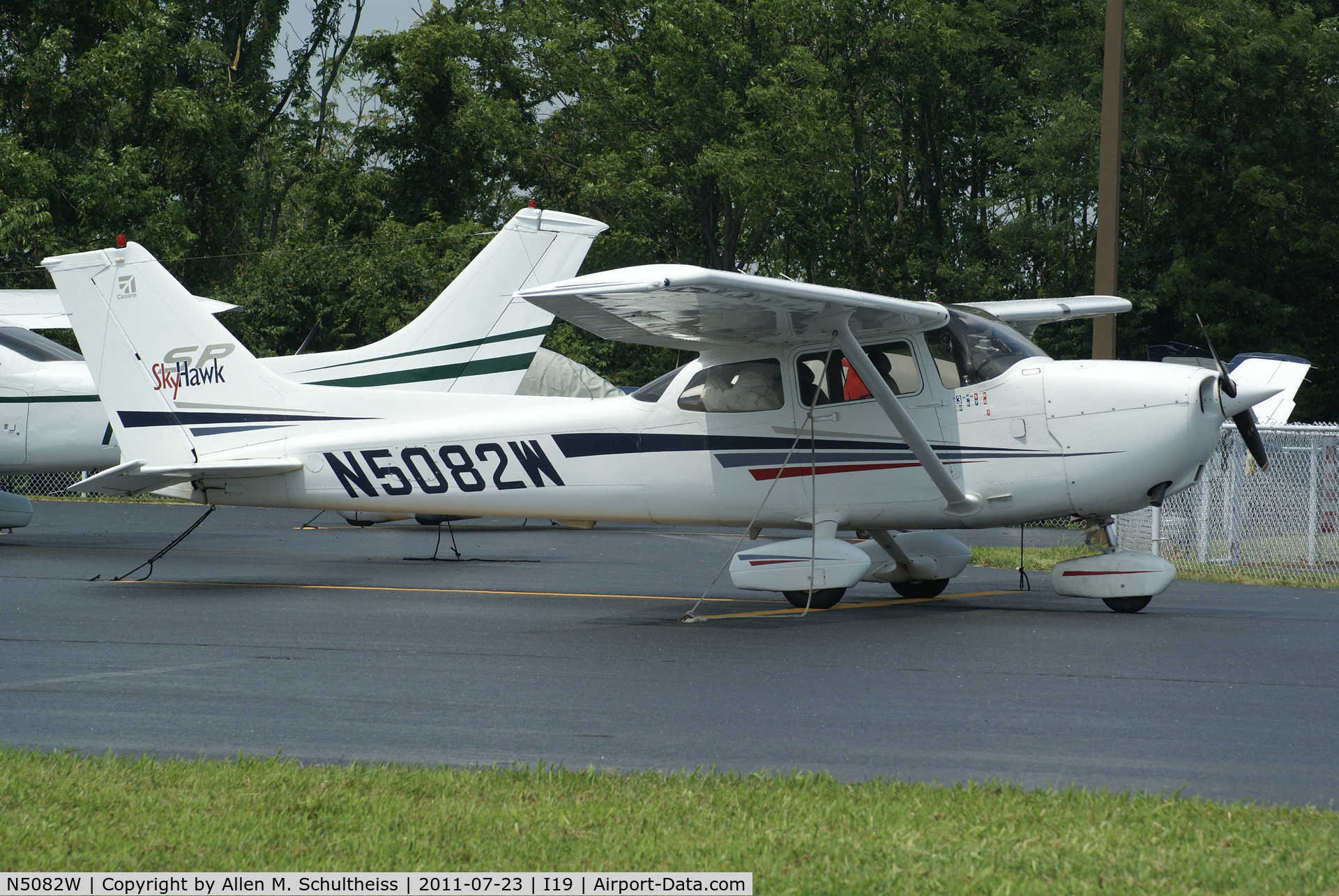 N5082W, 2001 Cessna 172S C/N 172S8970, 2001 Cessna 172S