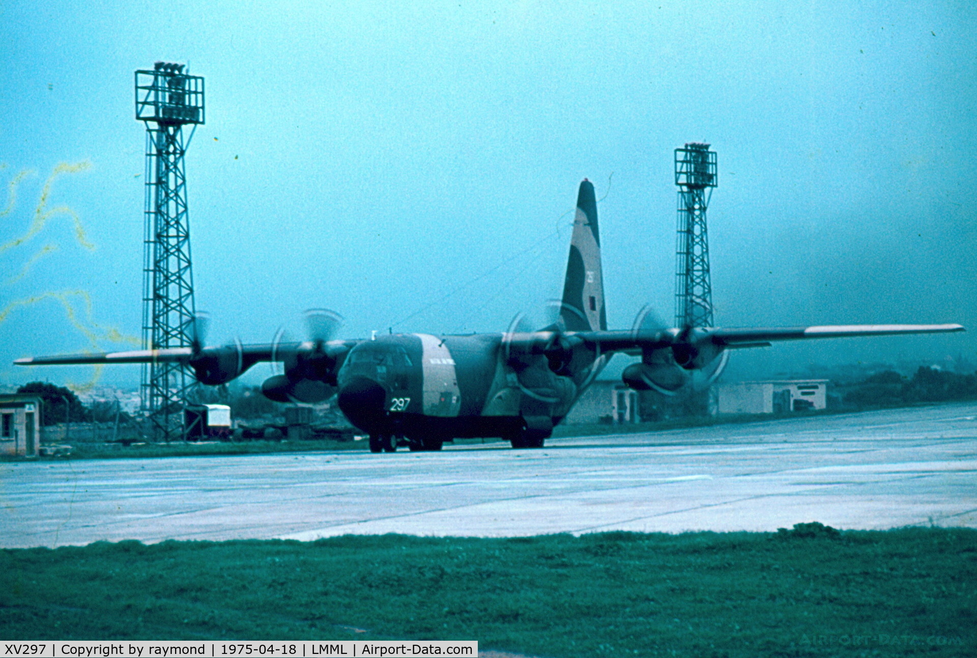 XV297, 1967 Lockheed C-130K Hercules C.1 C/N 382-4263, C130K XV297 RAF