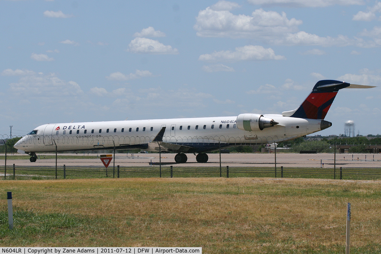 N604LR, 2007 Bombardier CRJ-900ER (CL-600-2D24) C/N 15152, At DFW Airport