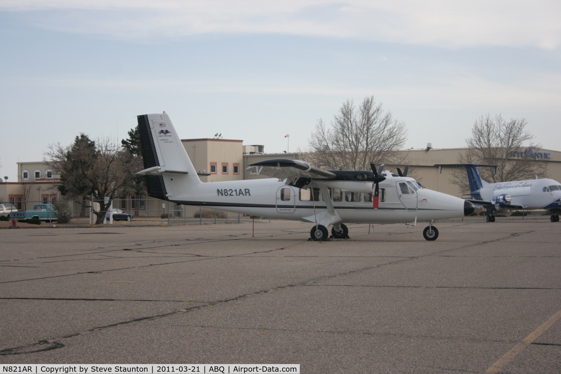 N821AR, 1974 De Havilland Canada DHC-6-300 Twin Otter C/N 421, Taken at Alburquerque International Sunport Airport, New Mexico in March 2011 whilst on an Aeroprint Aviation tour