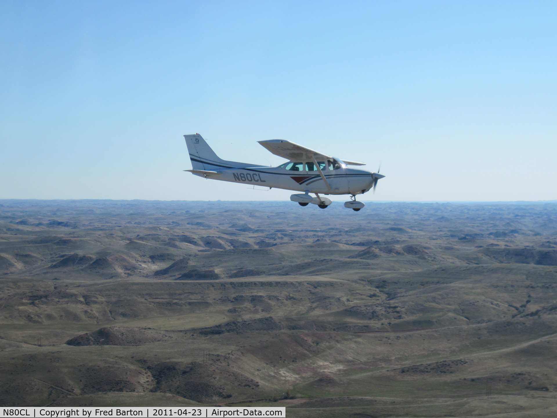 N80CL, 1979 Cessna 172N C/N 17273438, 80CL somewhere over Wyoming.