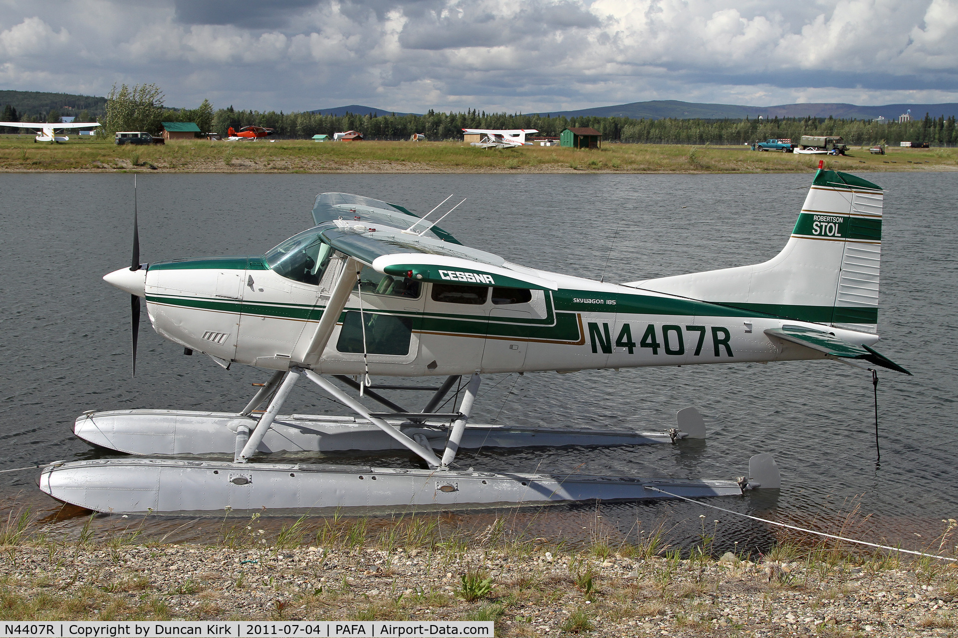 N4407R, 1976 Cessna A185F Skywagon 185 C/N 18502946, When the water freezes.........
