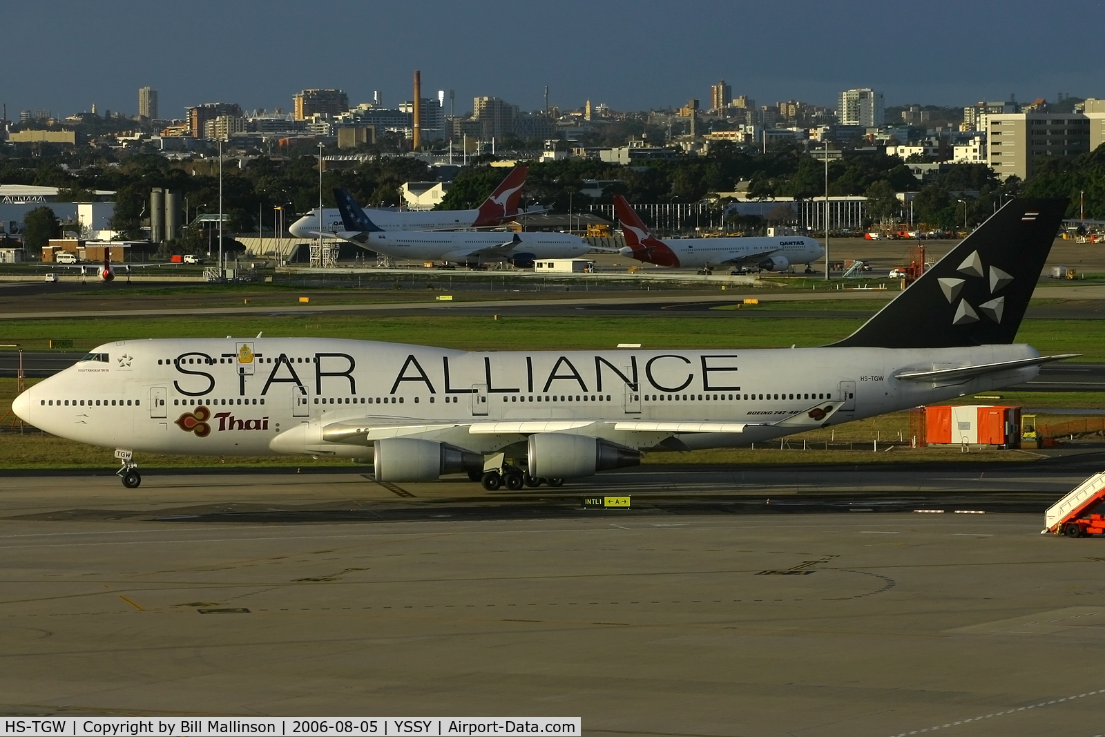 HS-TGW, 1997 Boeing 747-4D7 C/N 27724, Star Alliance scheme