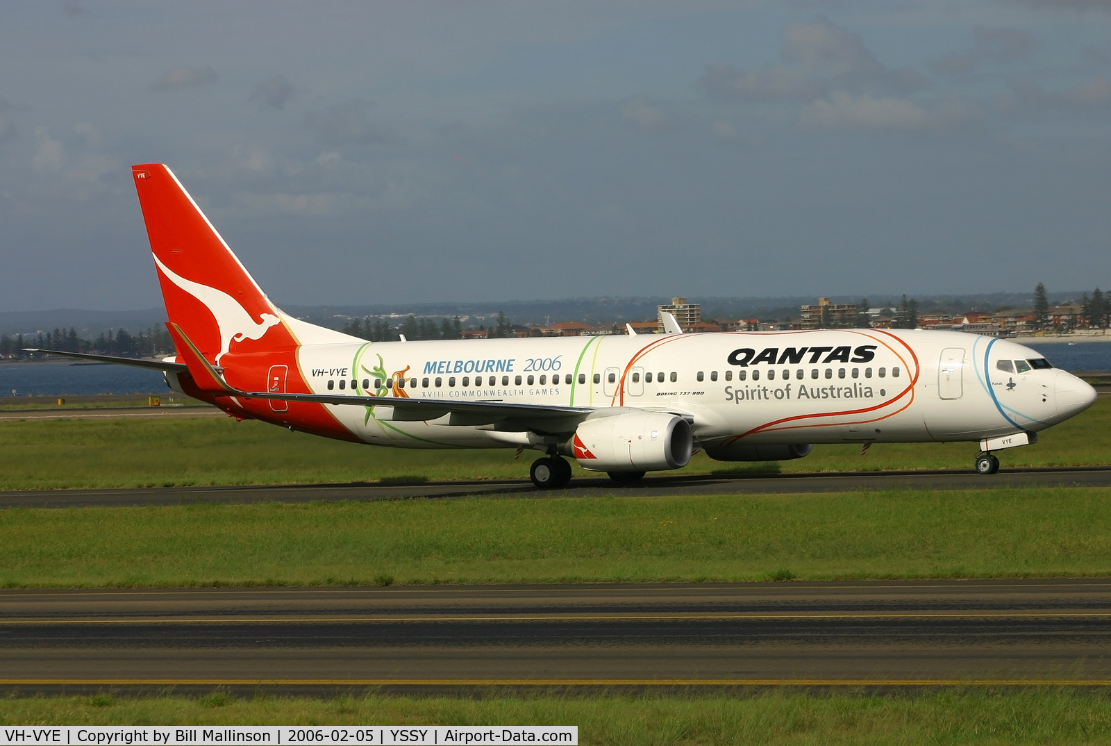 VH-VYE, 2005 Boeing 737-838 C/N 33993, early morning taxi after arrival on 34R