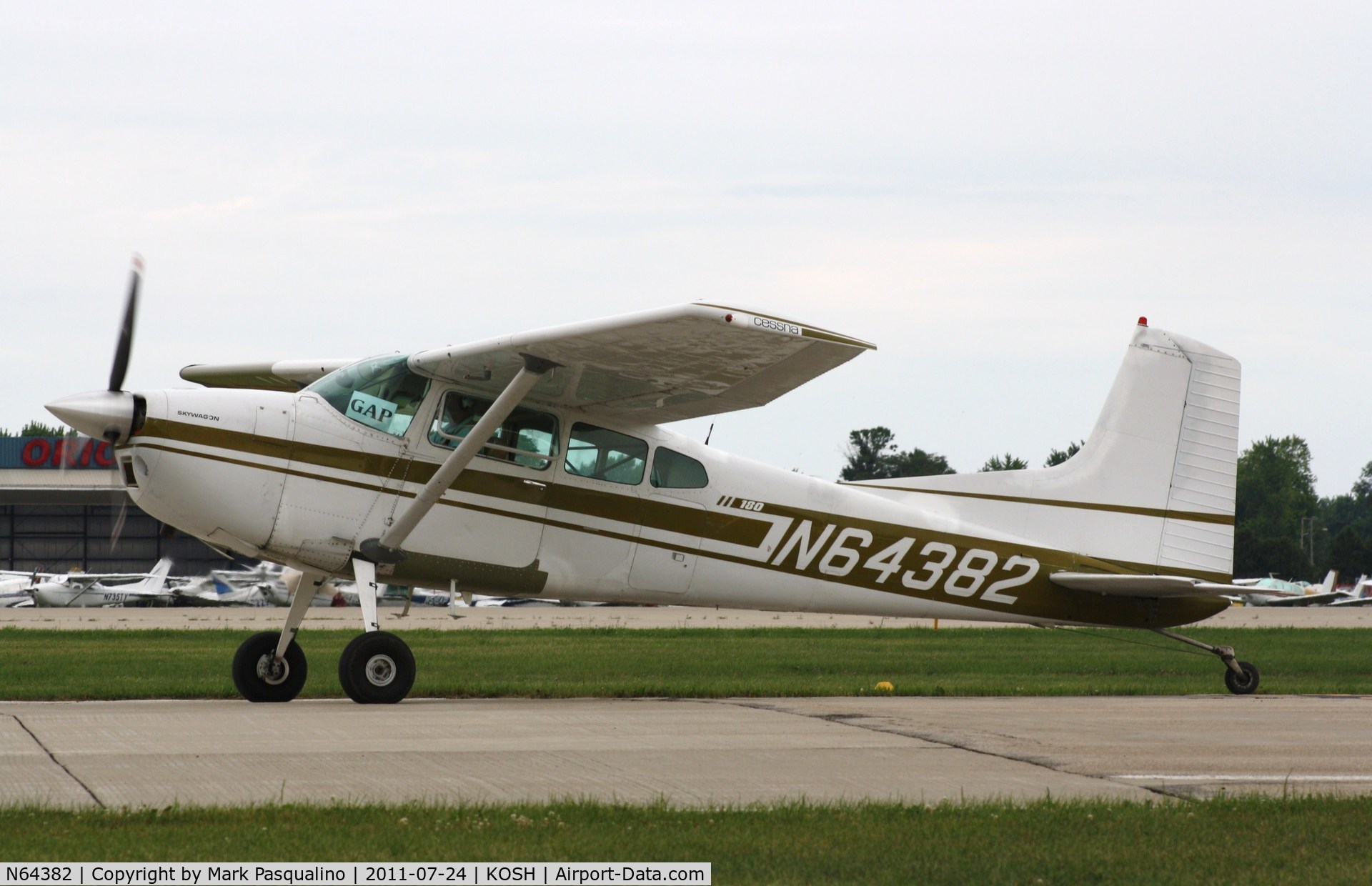 N64382, 1977 Cessna 180K Skywagon C/N 18052896, Cessna 180K