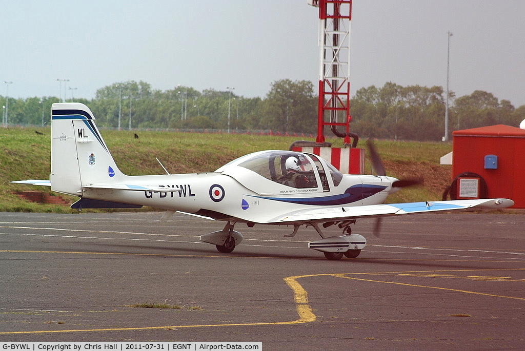 G-BYWL, 2000 Grob G-115E Tutor T1 C/N 82147/E, taxiing out before its display at the Sunderland Airshow