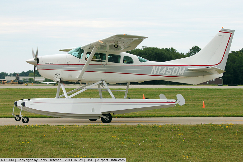N1450M, 1970 Cessna U206E Stationair C/N U20601450, 1970 Cessna U206E, c/n: U20601450 at 2011 Oshkosh