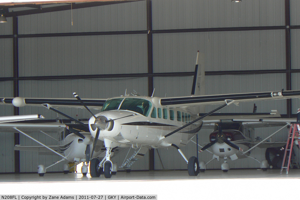 N208FL, 2003 Cessna 208B C/N 208B1043, At Arlington Municipal Airport