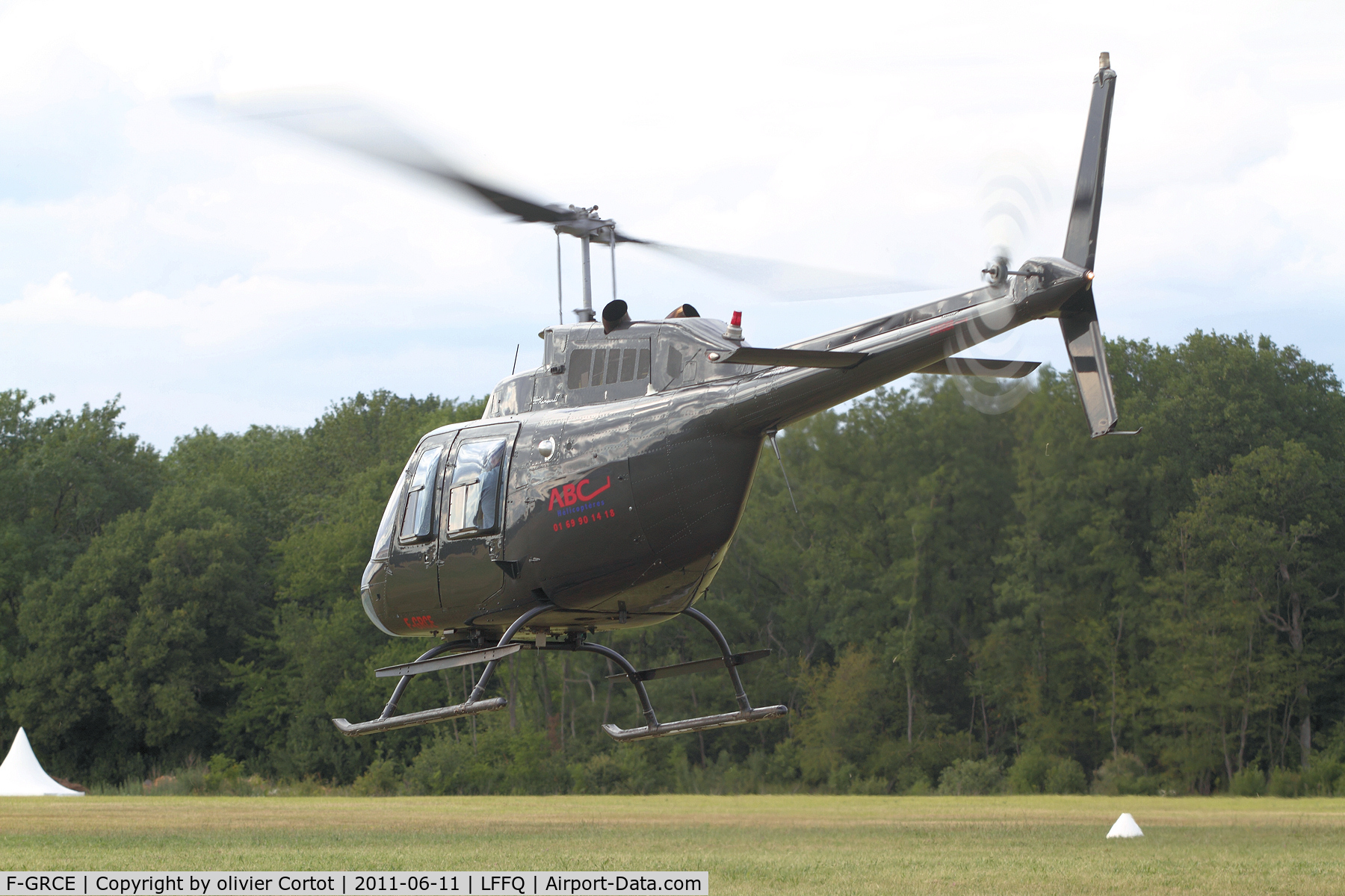 F-GRCE, Bell 206B JetRanger III C/N 1679, baptêmes de l'air pendant la Ferté Alais