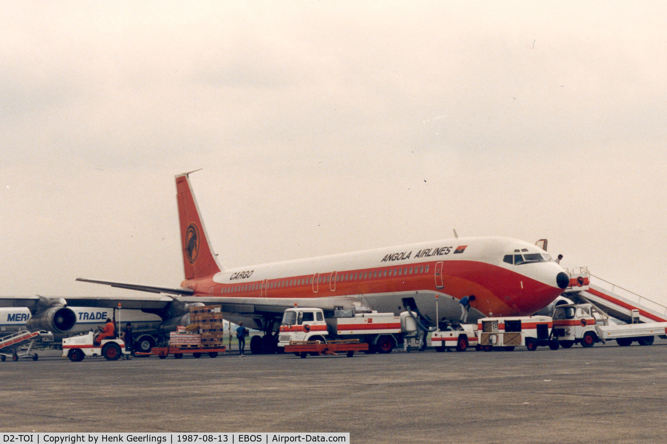 D2-TOI, 1965 Boeing 707-349C C/N 18975, Angola Airlines