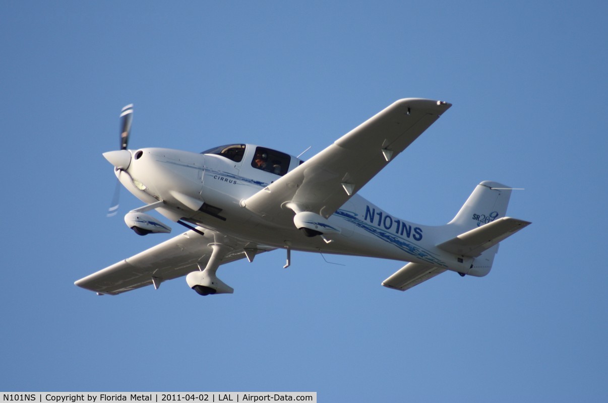 N101NS, 2005 Cirrus SR20 C/N 1588, Cirrus SR20