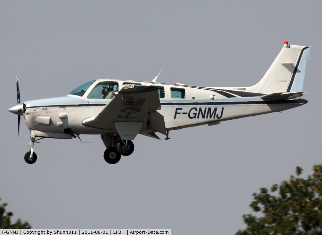 F-GNMJ, , Landing rwy 27
