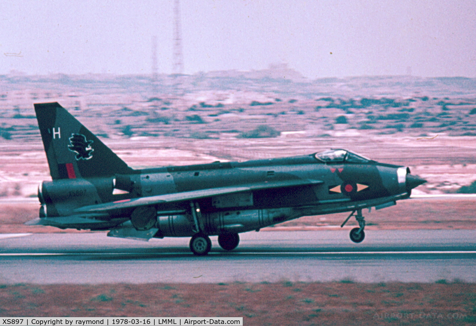 XS897, 1966 English Electric Lightning F.6 C/N 95243, Lightning F6 XS897/H 11Sqd RAF
