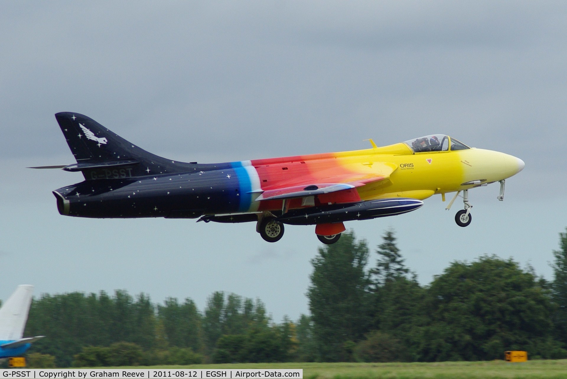 G-PSST, 1959 Hawker Hunter F.58A C/N HABL-003115, About to touch down.