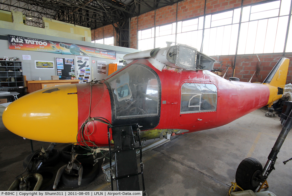 F-BIHC, Dornier Do-28A-1 C/N 3024, Under restoration by Nostalg'Air Association...