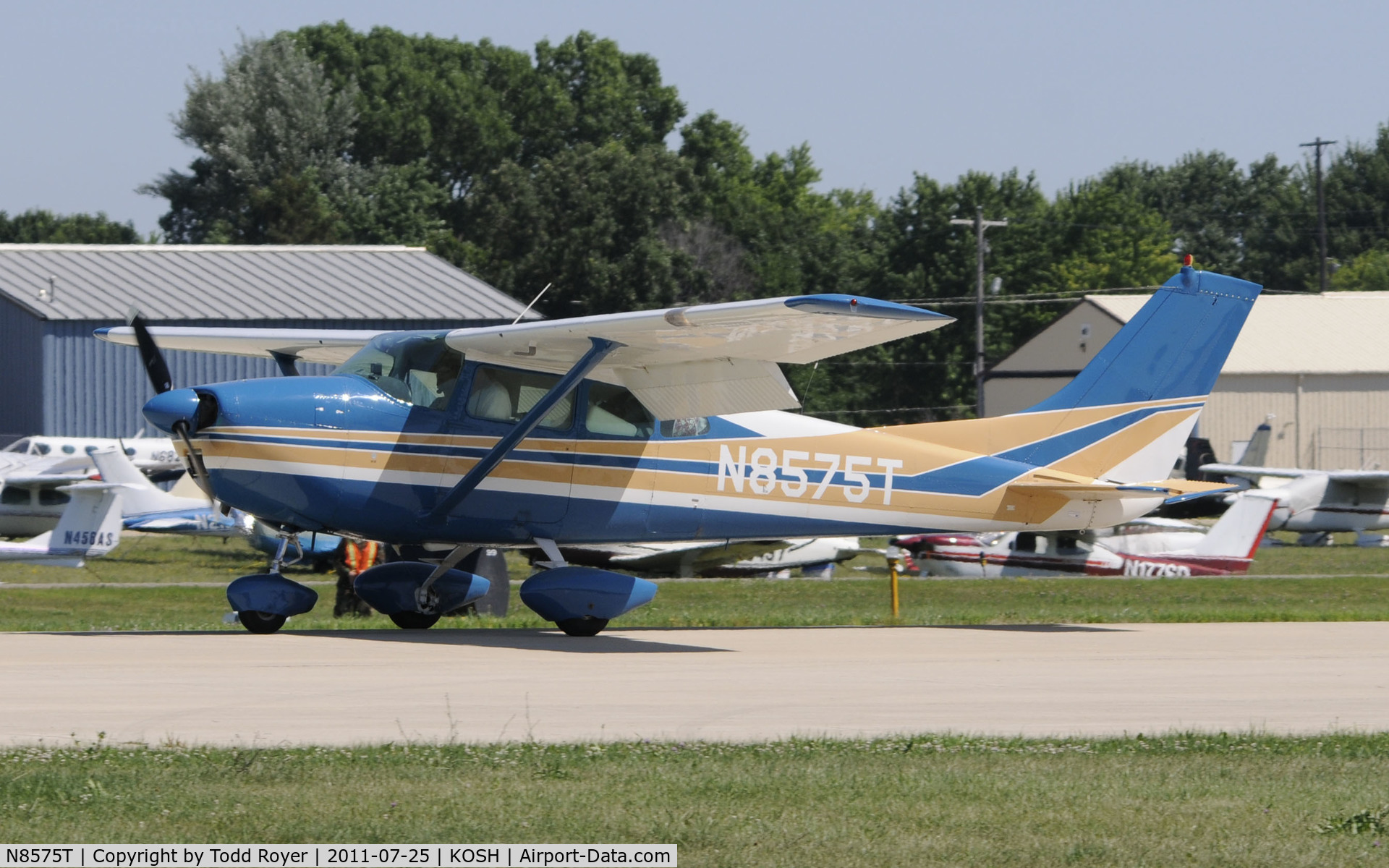 N8575T, 1959 Cessna 182 Skylane C/N 52475, AIRVENTURE 2011