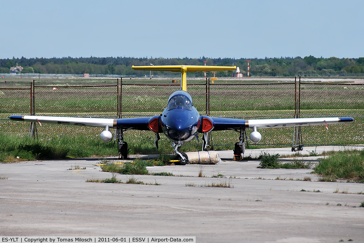 ES-YLT, 2002 Aero L-29 Delfin C/N 094112, Preserved at the former air museum Visby