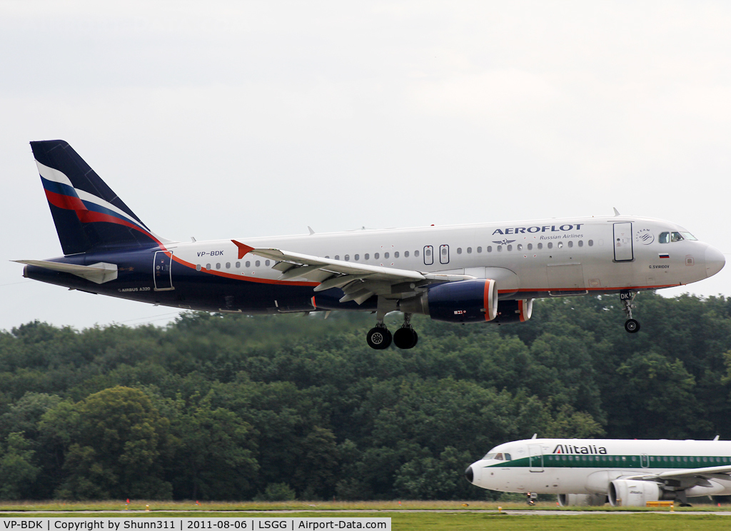 VP-BDK, 2003 Airbus A320-214 C/N 2106, Landing rwy 23