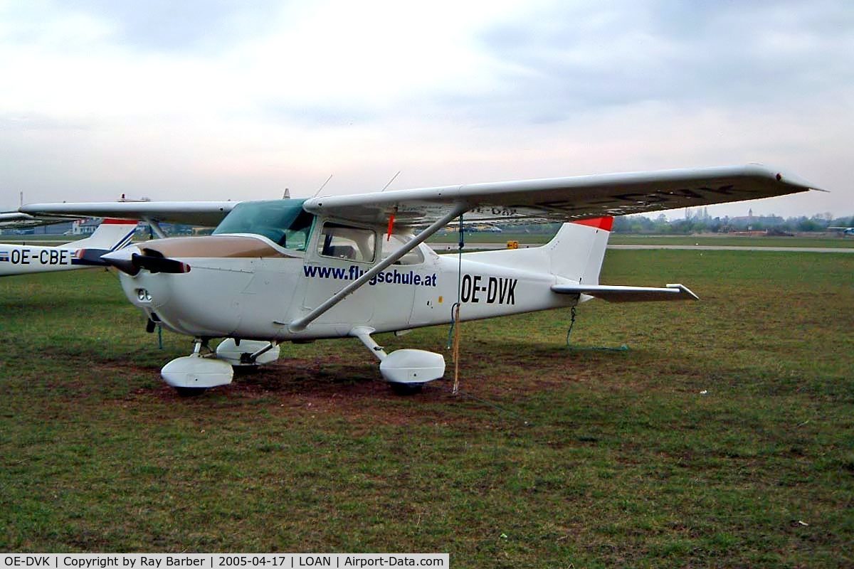 OE-DVK, Reims F172N Skyhawk C/N F17201761, R/Cessna F.172N [1761]  Weiner-Neustadt Ost~OE 17/04/2005.