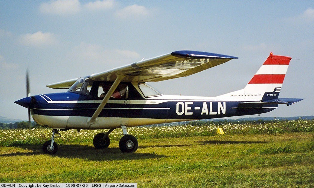 OE-ALN, 1970 Reims F150K C/N F15000607, R/Cessna F.150K [0607] Epinal-Mirecourt~F 25/07/1998.